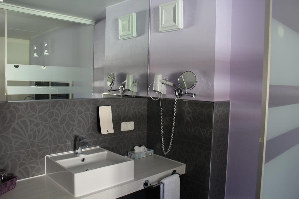 Amiga Hotel Muenchen Messe Room photo